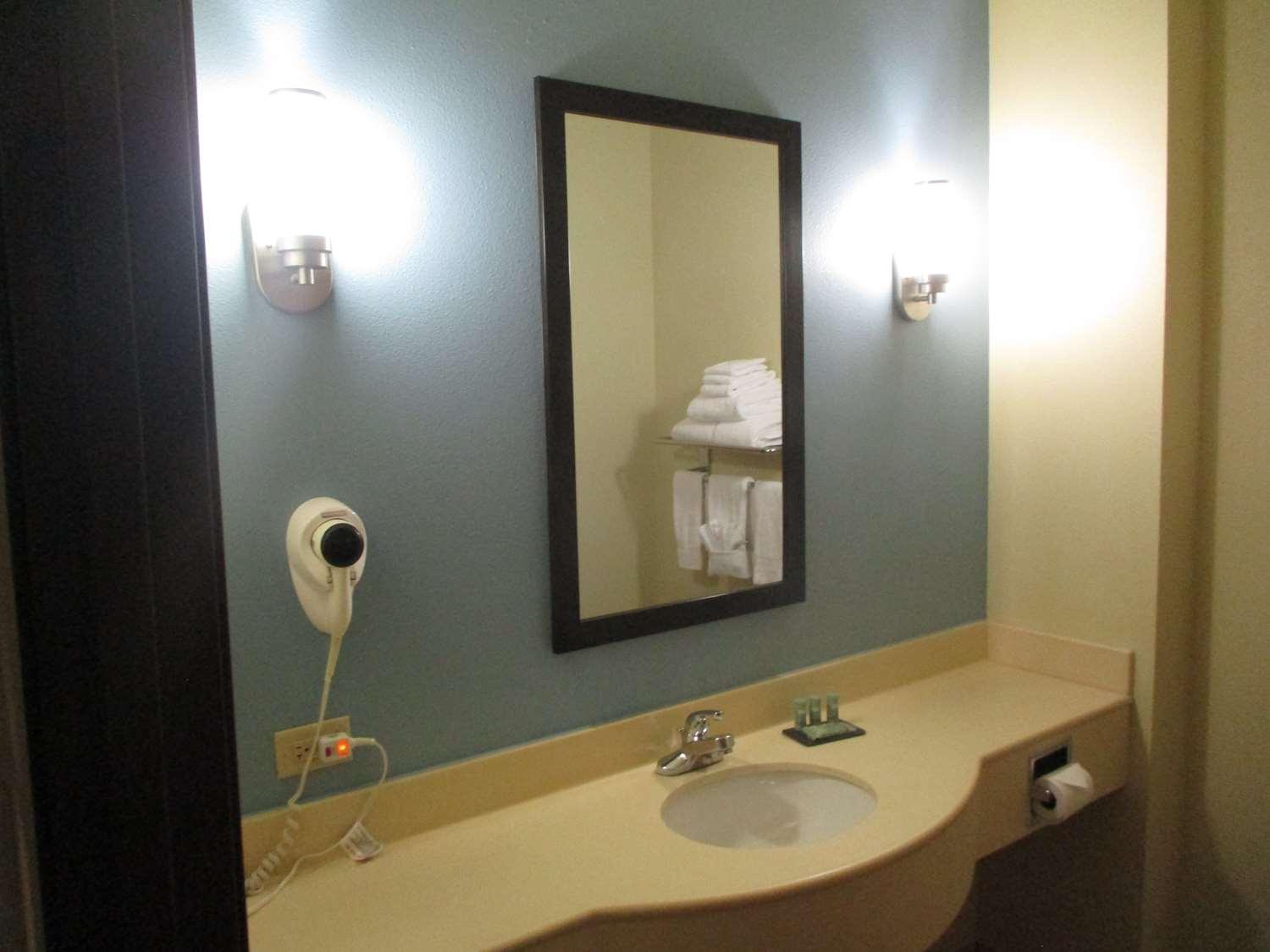Best Western Coffeyville Central Business District Inn And Suites Exterior foto