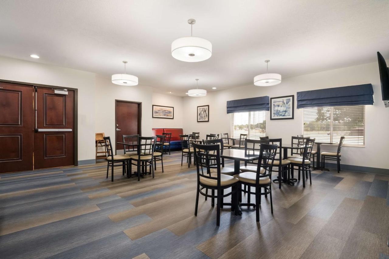 Best Western Coffeyville Central Business District Inn And Suites Exterior foto