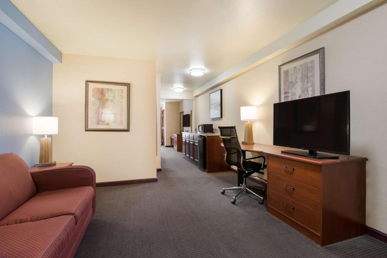 Best Western Coffeyville Central Business District Inn And Suites Exterior foto